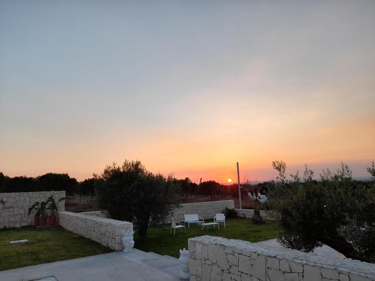 Cirera Sicily Guest House มาร์ซาเมมี ภายนอก รูปภาพ